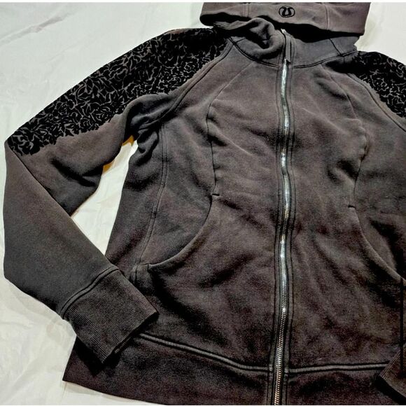 *Special Edition*Rare* Lululemon Scuba Hoodie Women's floral flock- size 12 - Picture 2 of 5